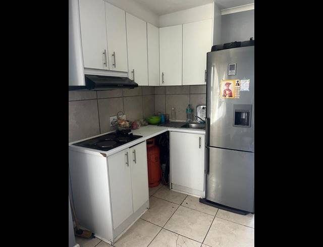 2 BEDROOM APARTMENT FOR SALE IN TOWNSEND ESTATE